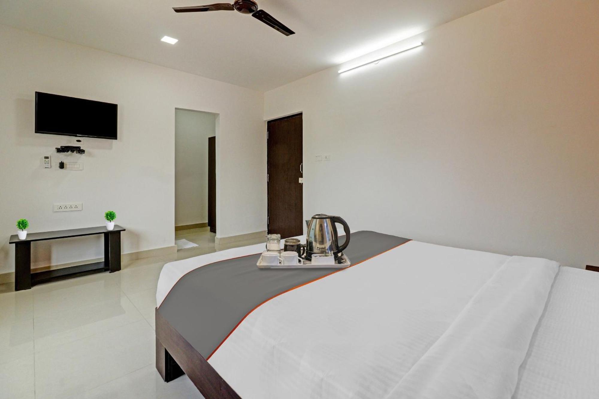 Super Capital O Blooms Stay Inn Near Snow City Bangalore Dış mekan fotoğraf