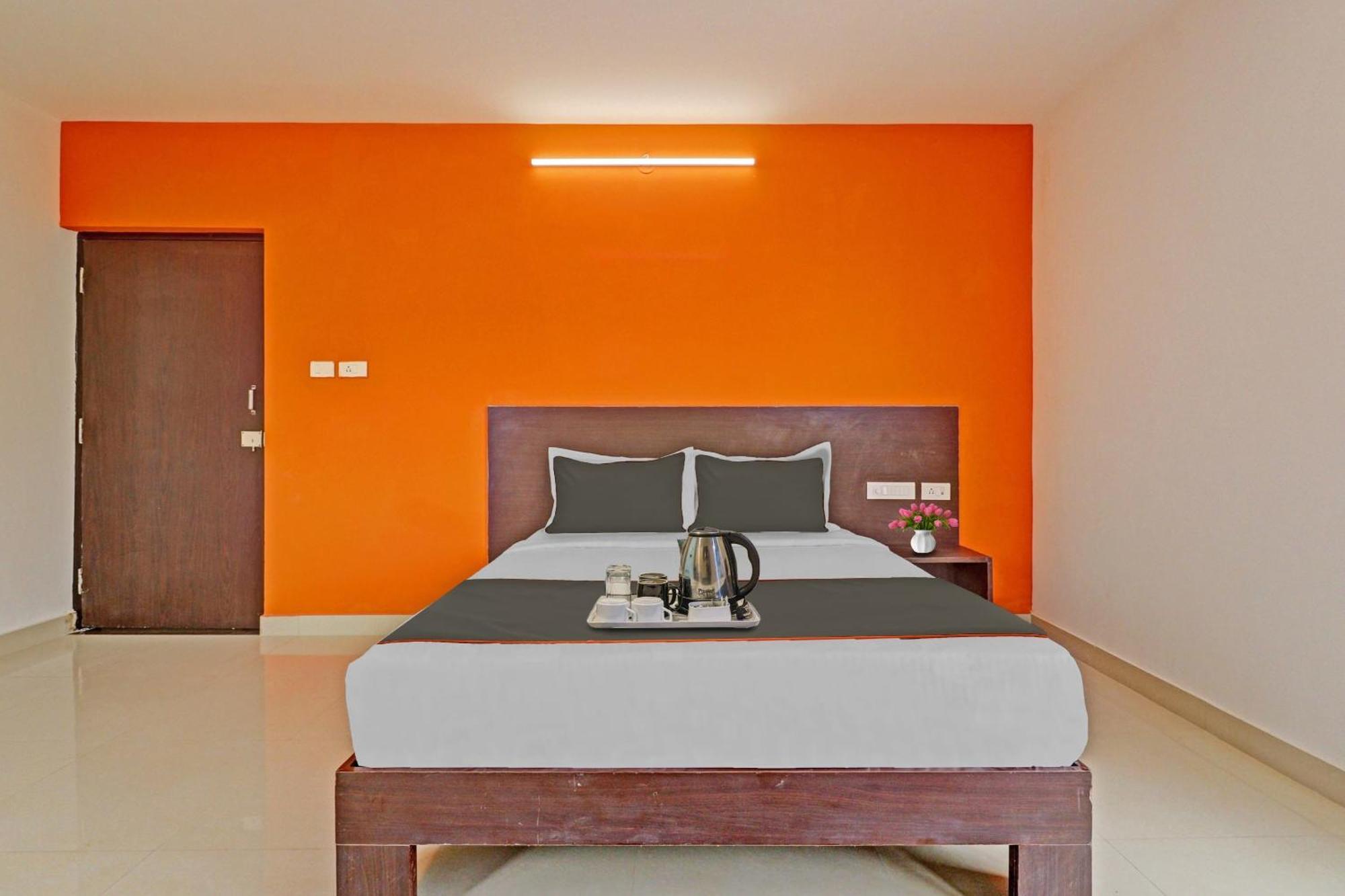 Super Capital O Blooms Stay Inn Near Snow City Bangalore Dış mekan fotoğraf